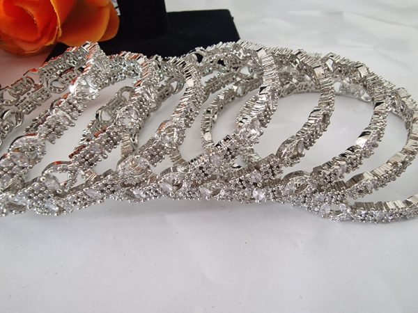 8pc Silver 601 - Image 3