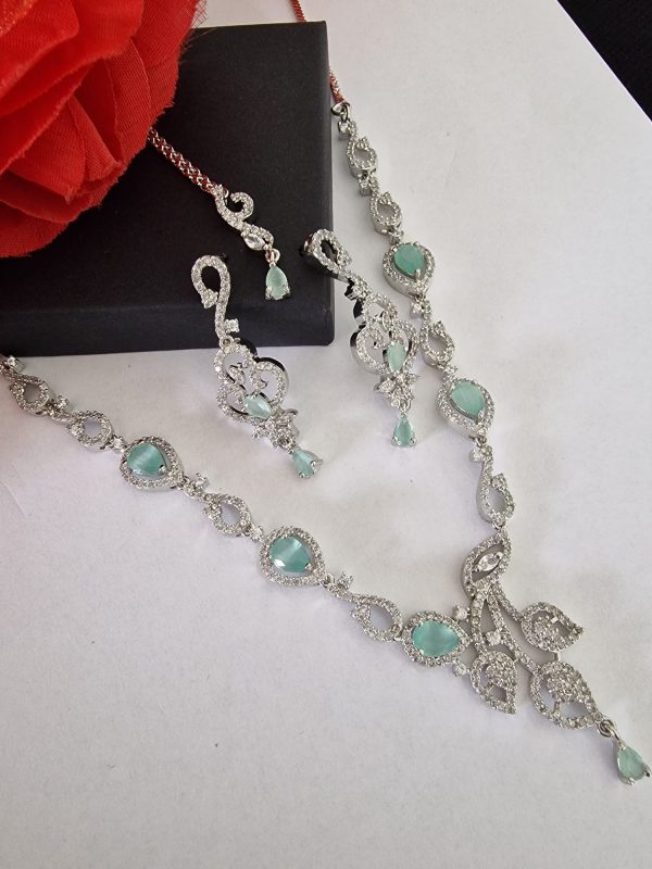 One Carat Set 843 - Image 2